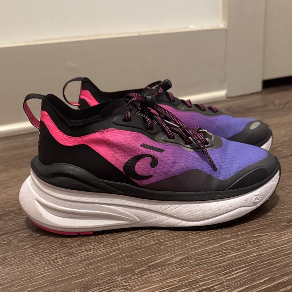 Women's Pink and Purple Gradient Athletic Sneakers